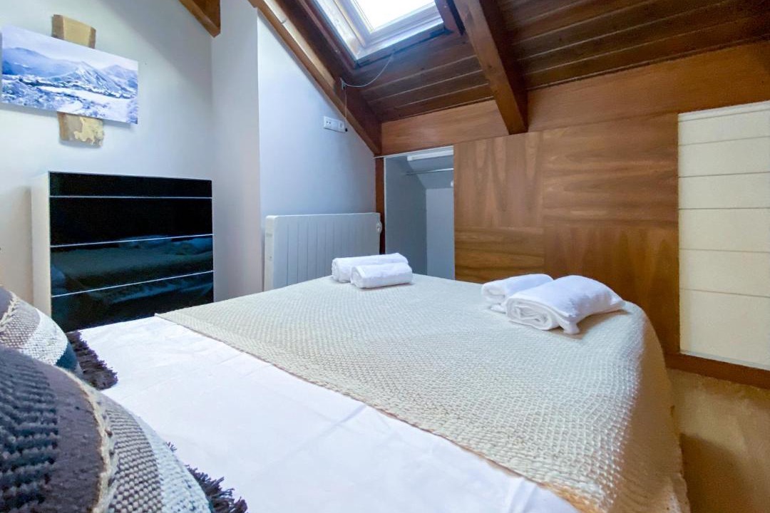 Photo of Bedroom in Tirvia