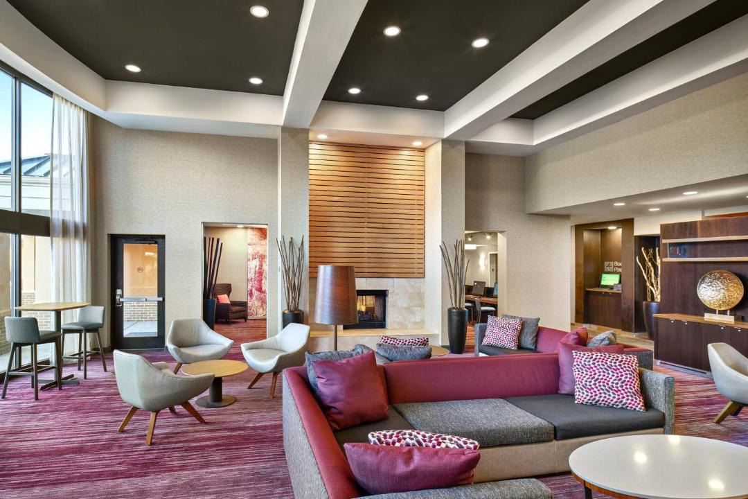 Photo of Livingroom in Oxford Valley