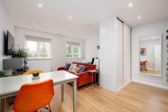 Photo of Others in Lambeth