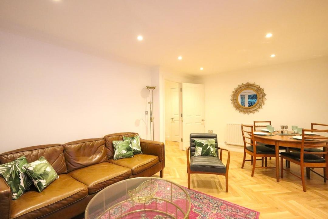 Photo of Livingroom in Westbourne