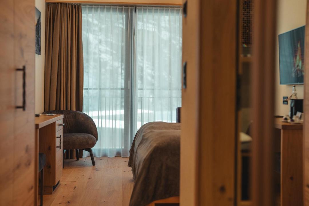 Photo of Bedroom in Taesch