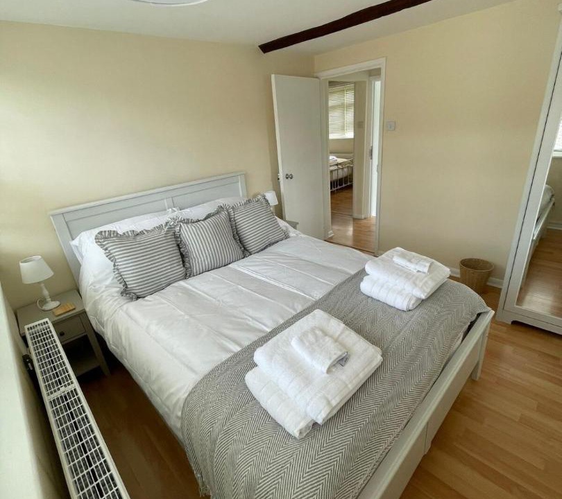 Photo of Bedroom in Hambleden