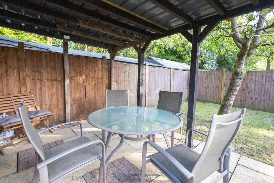 Photo of Others in Watford