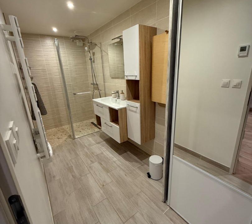 Photo of Bathroom in Langres