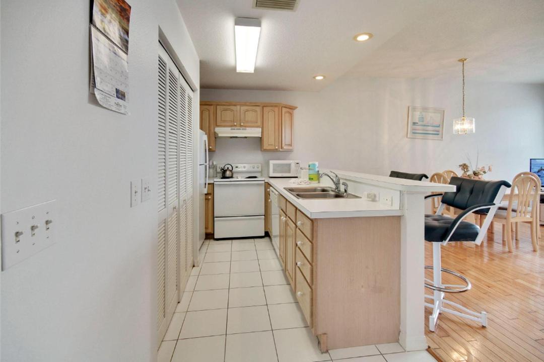 Photo of Kitchen in Treasure Island