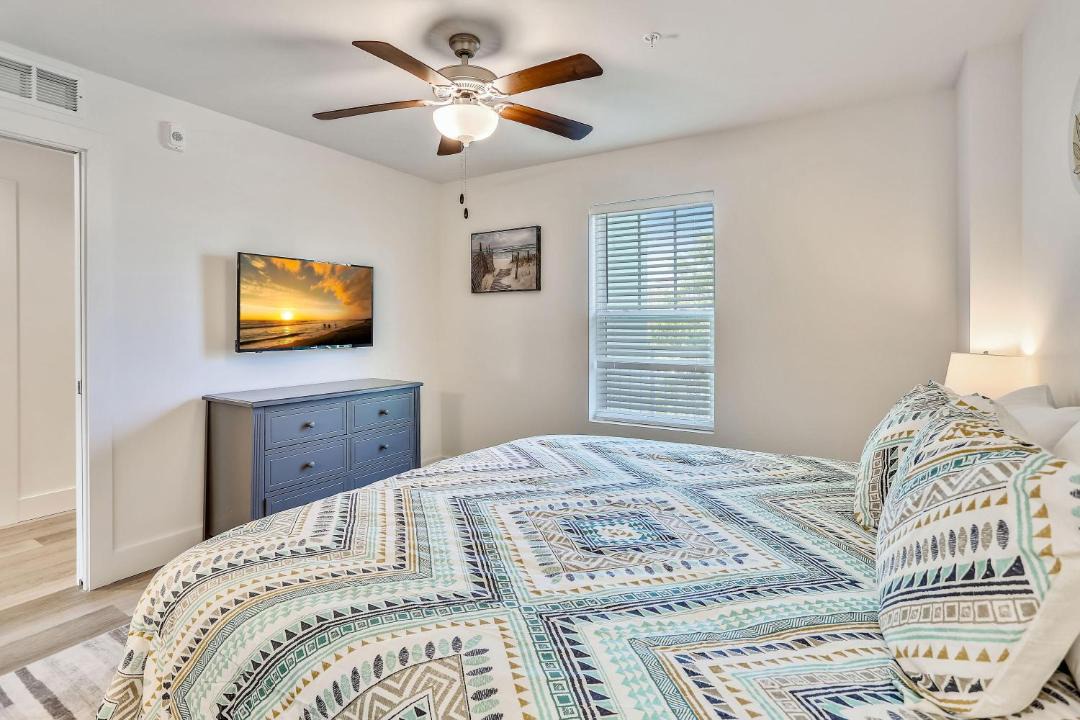 Photo of Bedroom in Madeira Beach