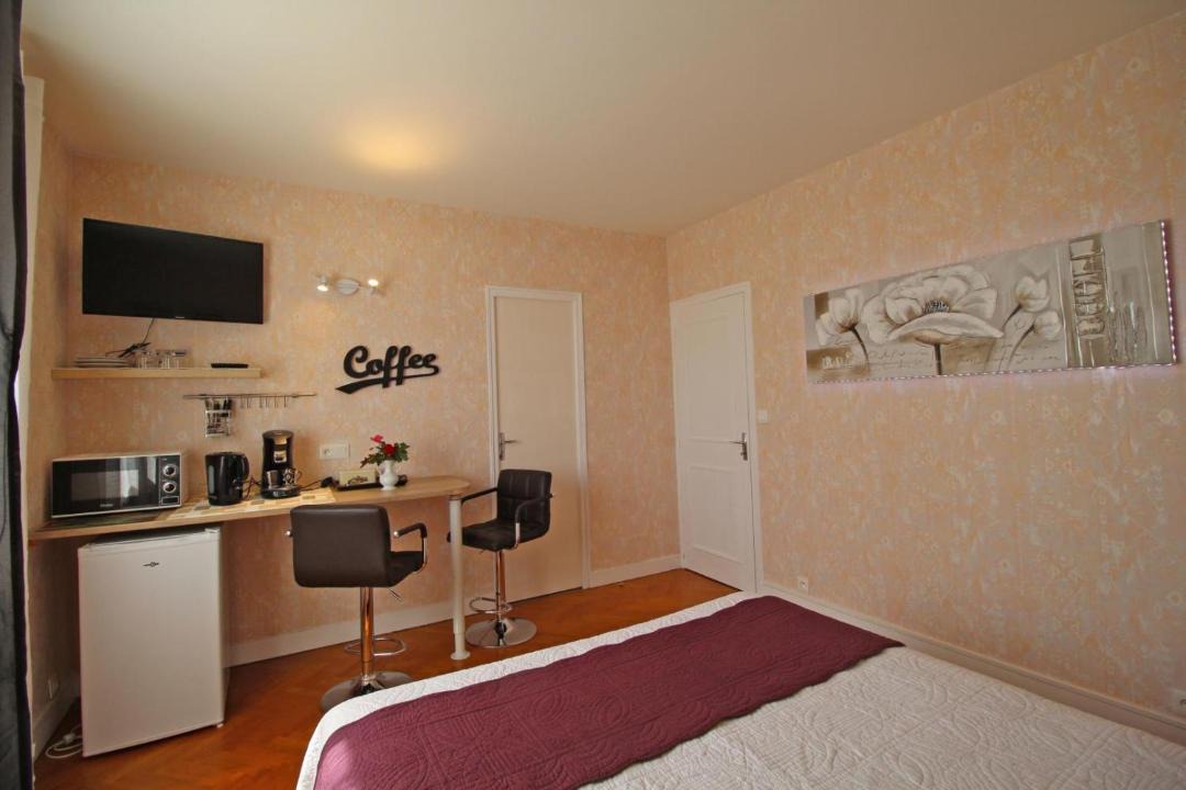 Photo of Bedroom in Saint-Leonard-de-Noblat