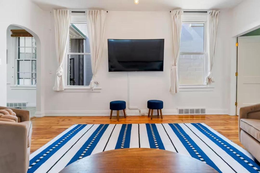 Photo of Livingroom in Germantown