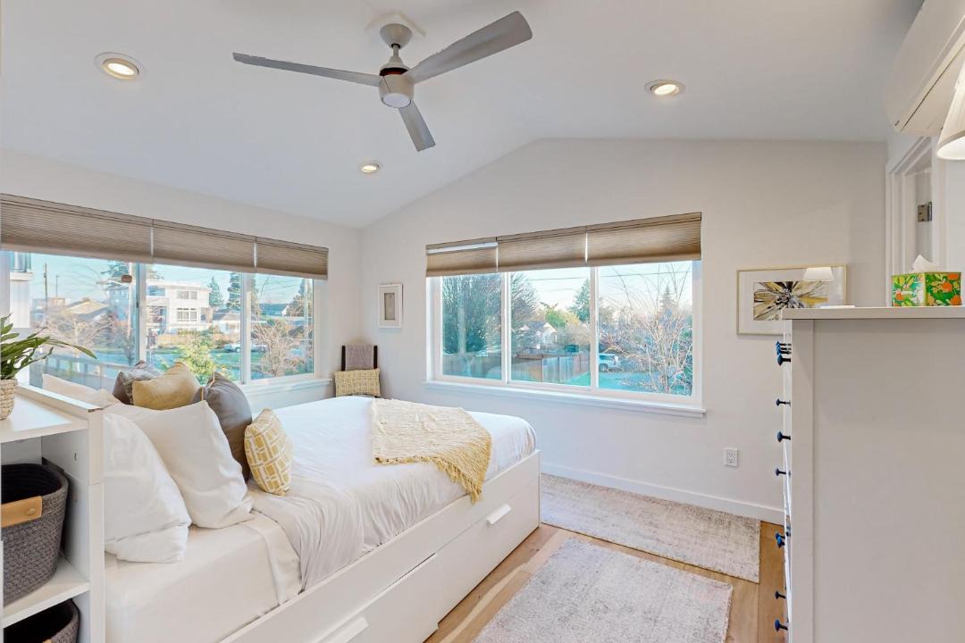 Photo of Others in Sunset Hill