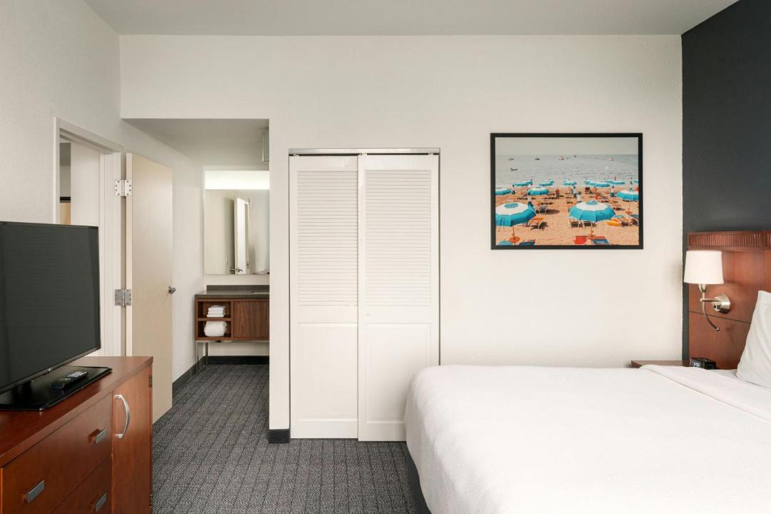 Photo of Bedroom in Downtown St. Petersburg