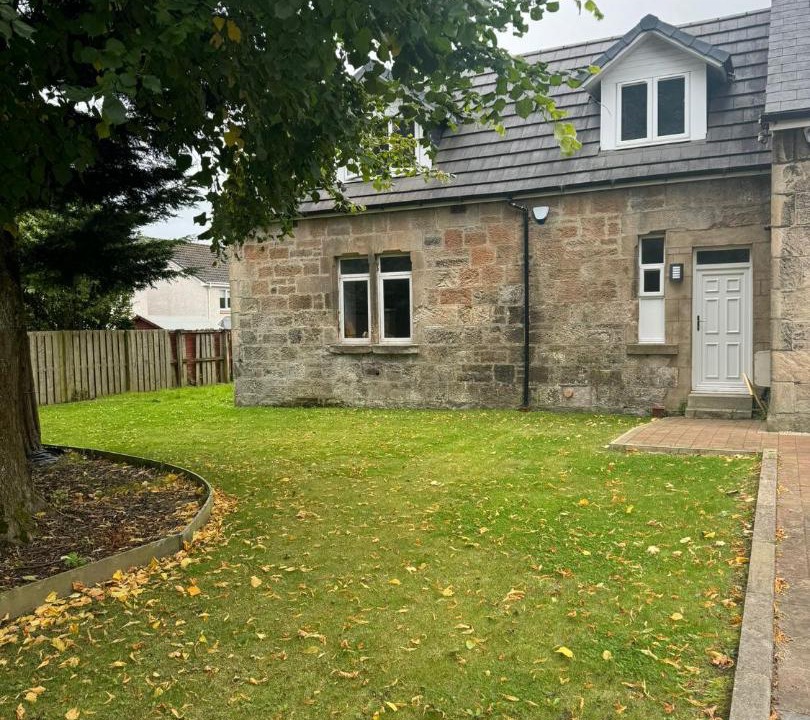 Photo of Others in Hawkhead