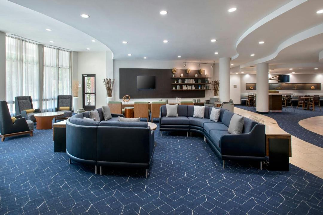 Photo of Livingroom in Ewing