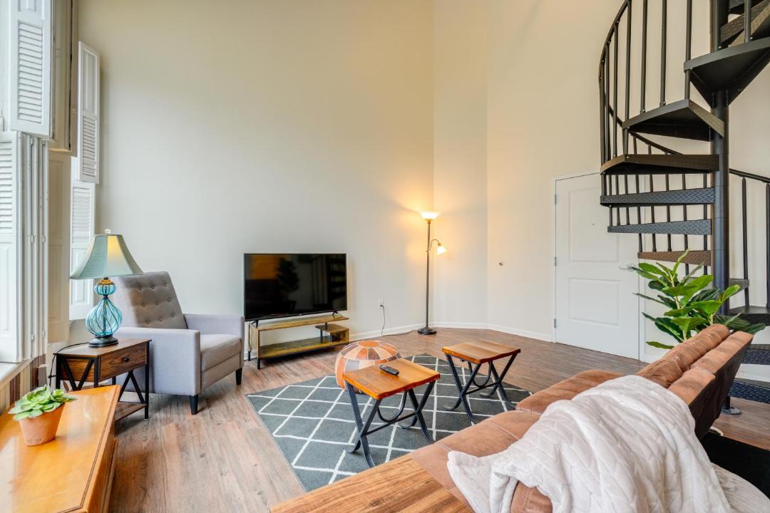 Photo of Others in Huntington