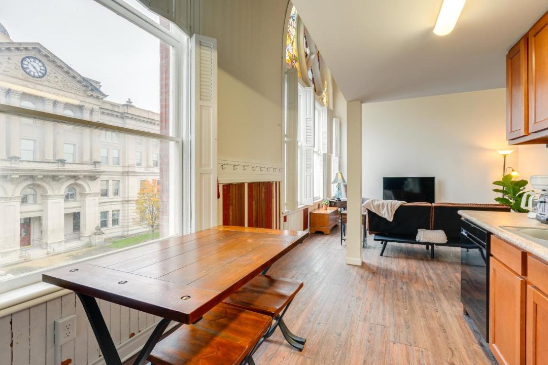 Photo of Others in Huntington