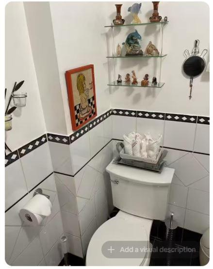 Photo of Bathroom in White Plains
