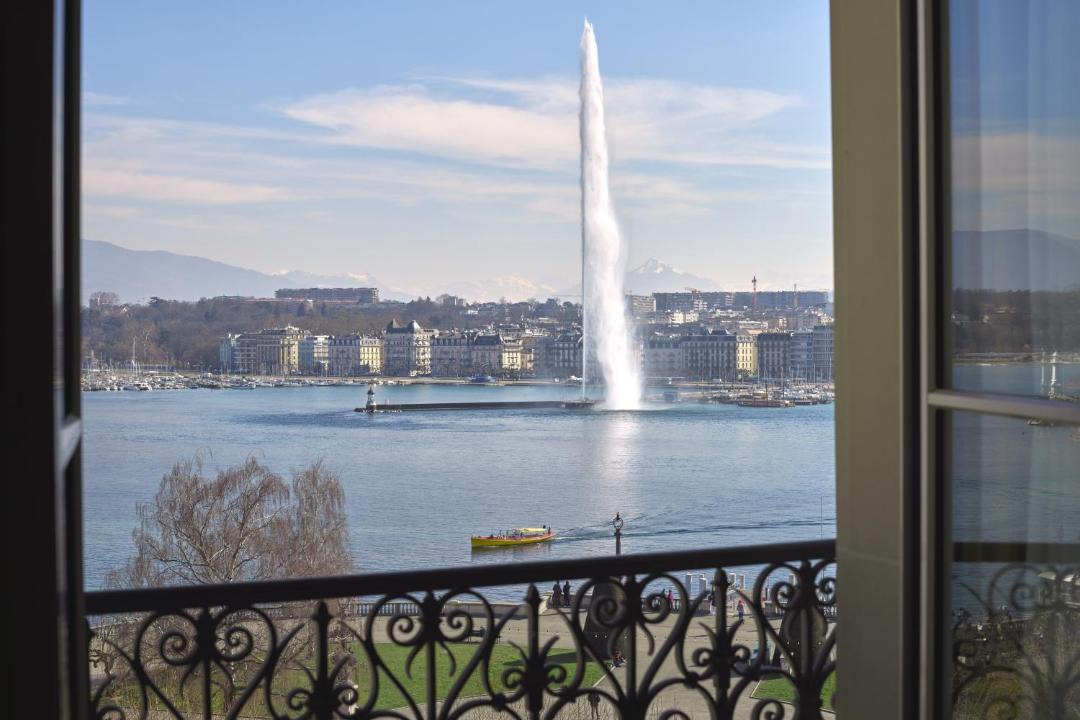 Photo of Others in Downtown Geneva