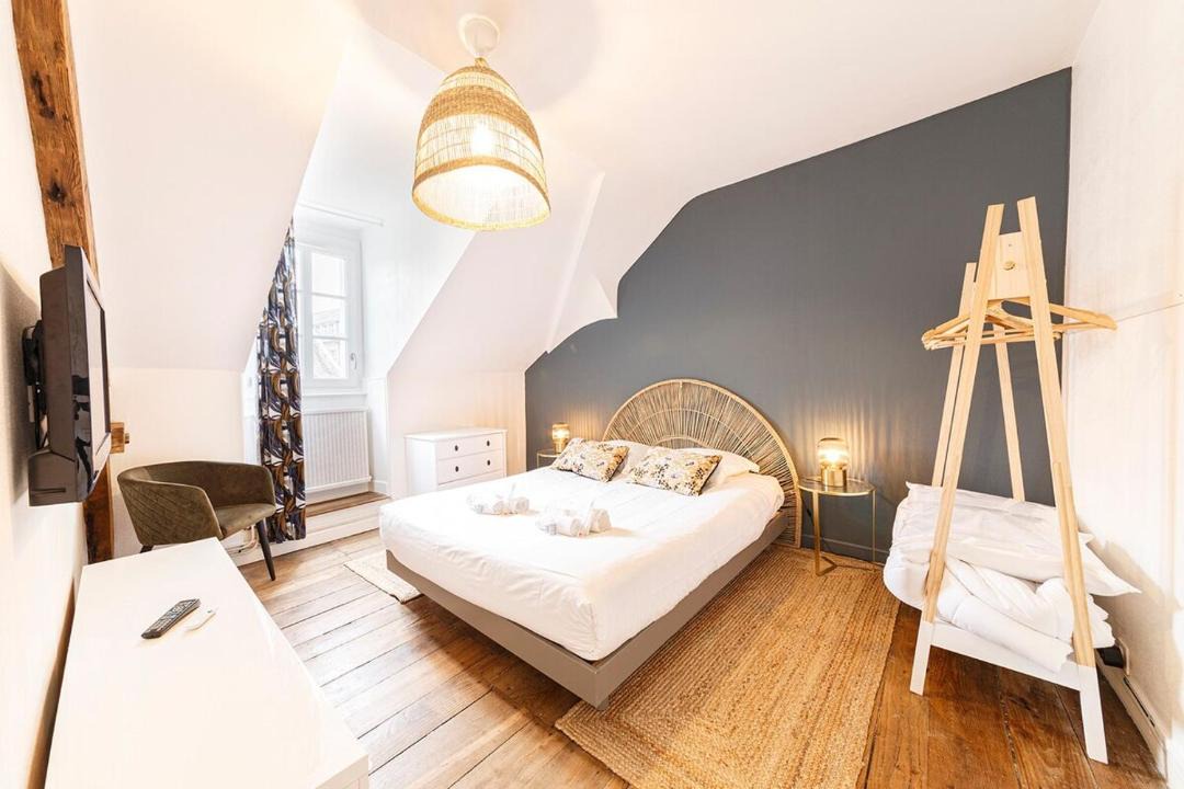 Photo of Bedroom in Dinan