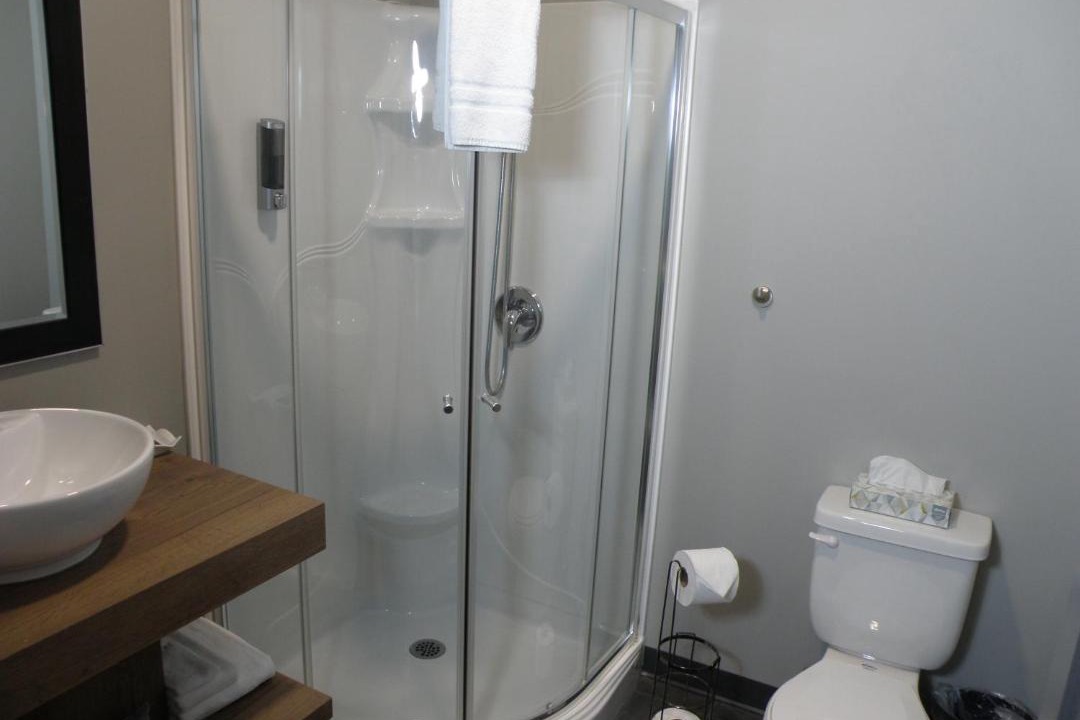 Photo of Bathroom in Saint-Ambroise