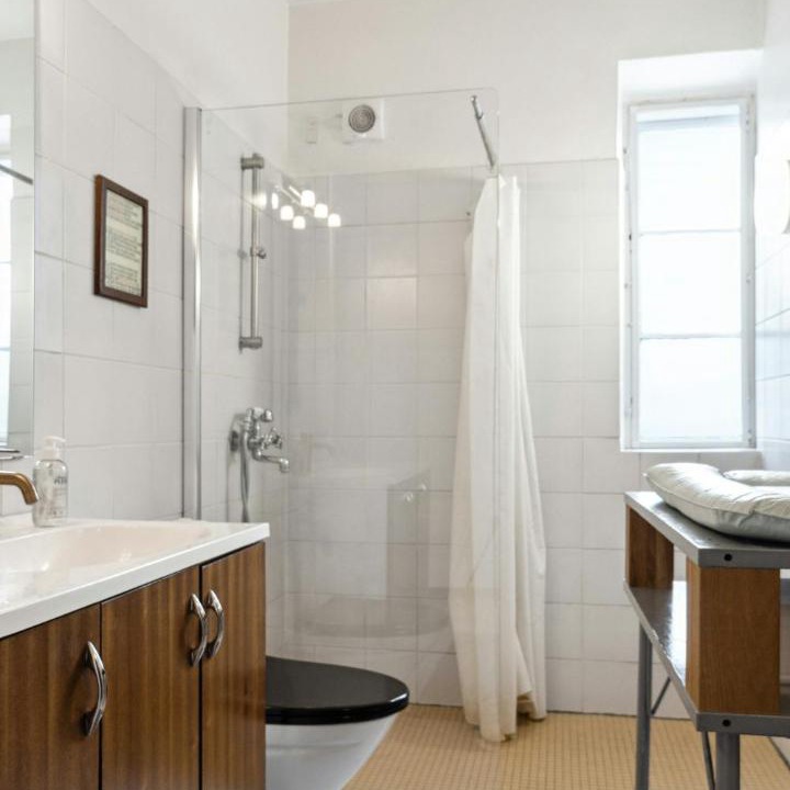 Photo of Others in Lyo By