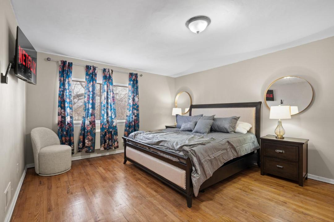 Photo of Bedroom in North Side