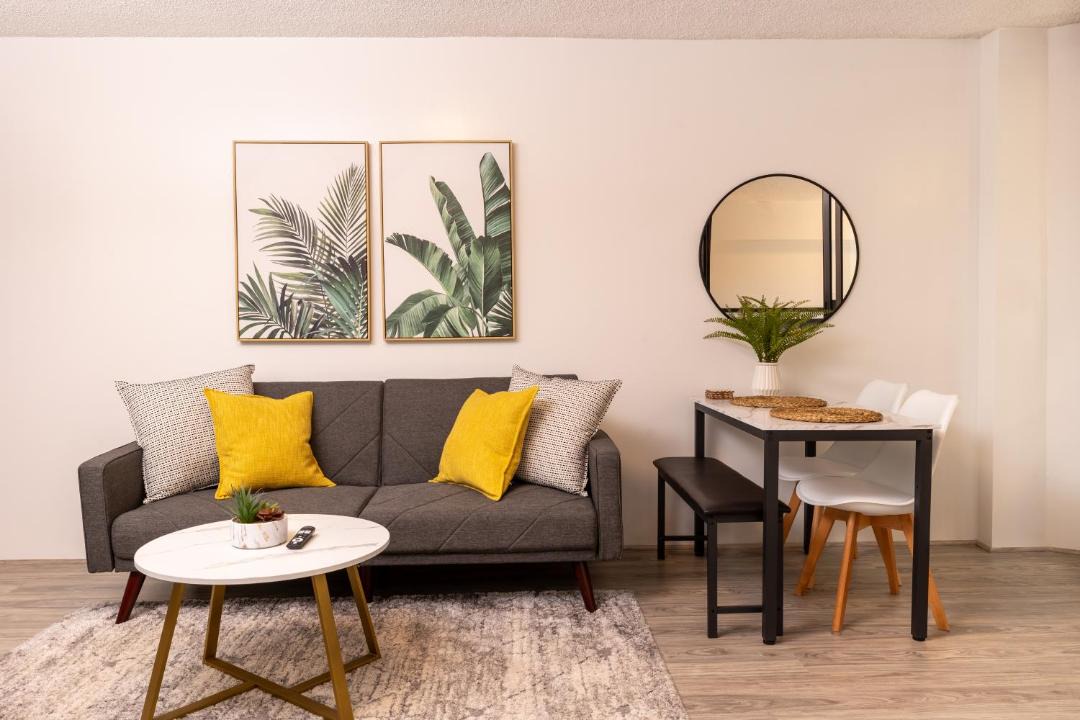 Photo of Livingroom in Downtown Honolulu