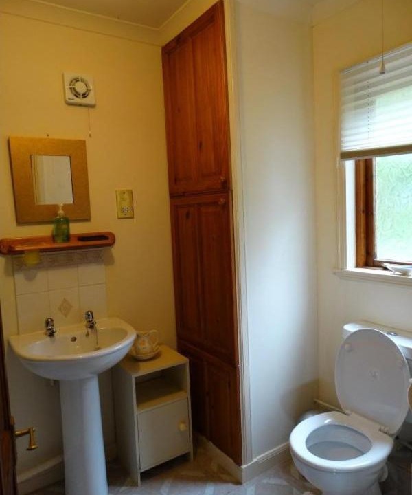 Photo of Bathroom in Hunspow