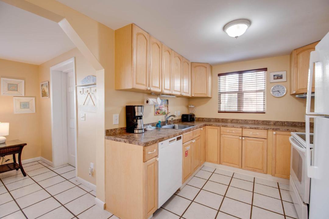 Photo of Kitchen in Uptown - Upper Duval