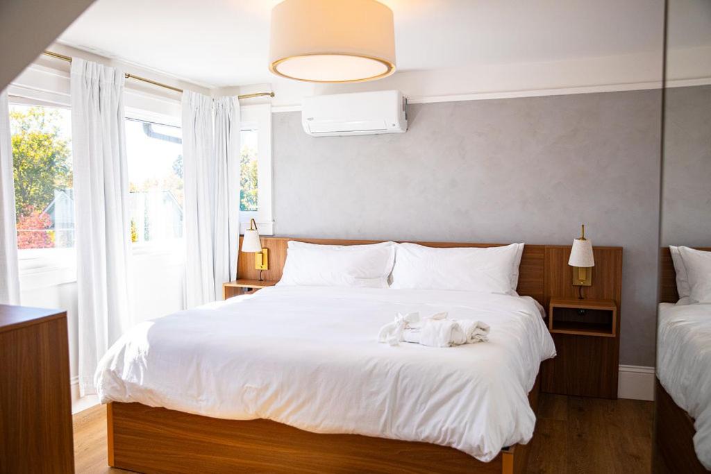 Photo of Bedroom in McMinnville