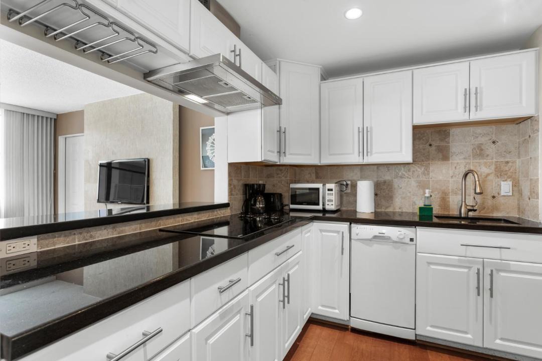 Photo of Kitchen in Bay Harbor Islands