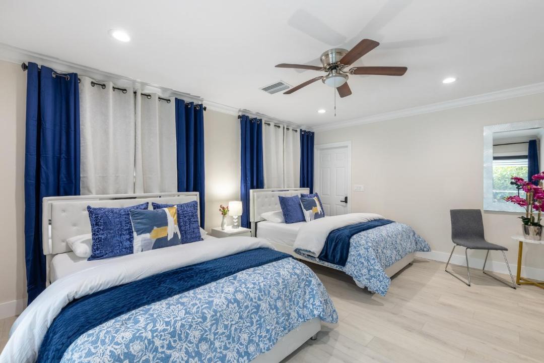 Photo of Bedroom in East Naples