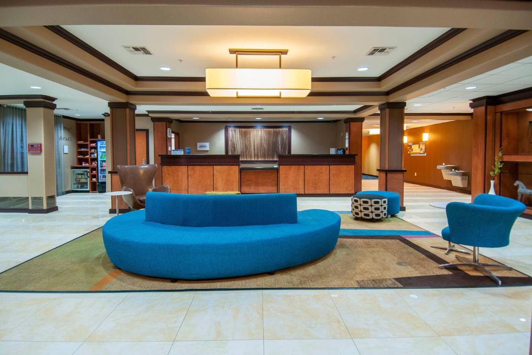 Photo of Others in Hollywood Park