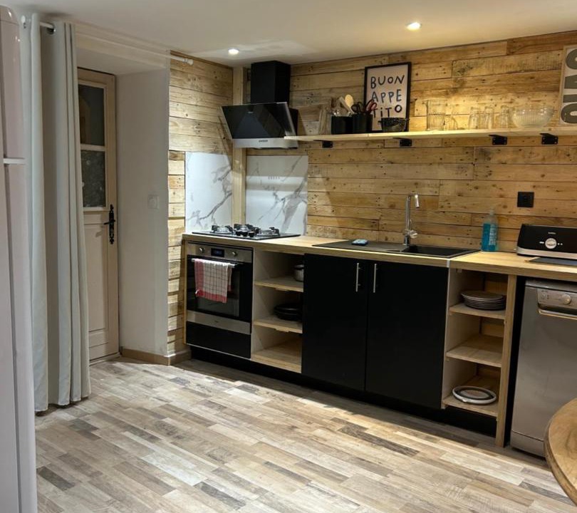 Photo of Kitchen in Paroisse Le Finage