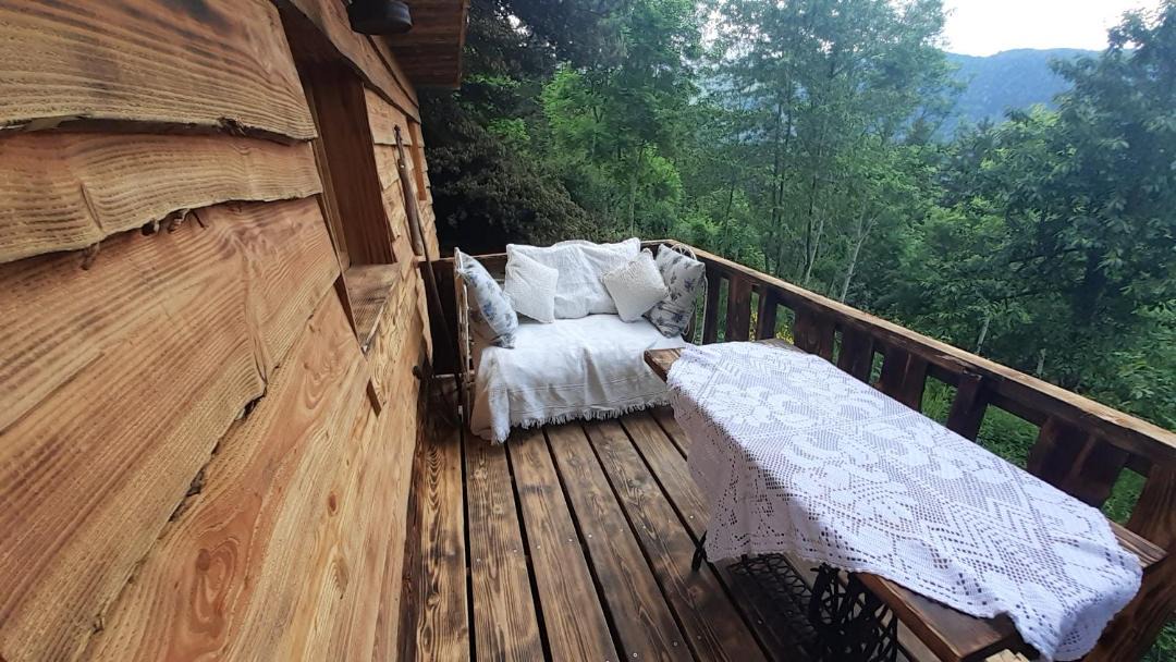 Photo of Patio Balcony in La Motte-d'Aveillans