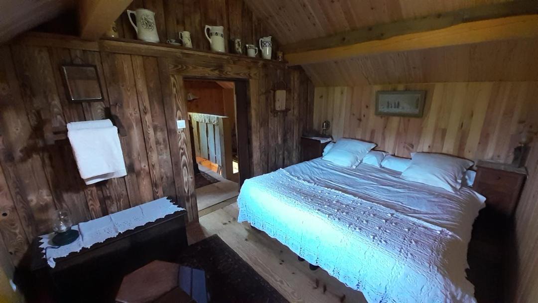 Photo of Bedroom in La Motte-d'Aveillans