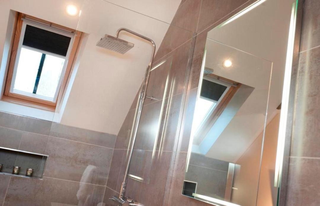 Photo of Others in Castle Donington