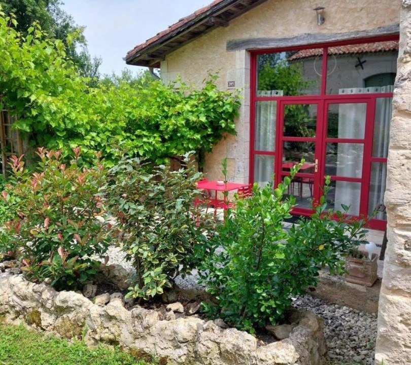 Photo of Others in Bertric-Buree