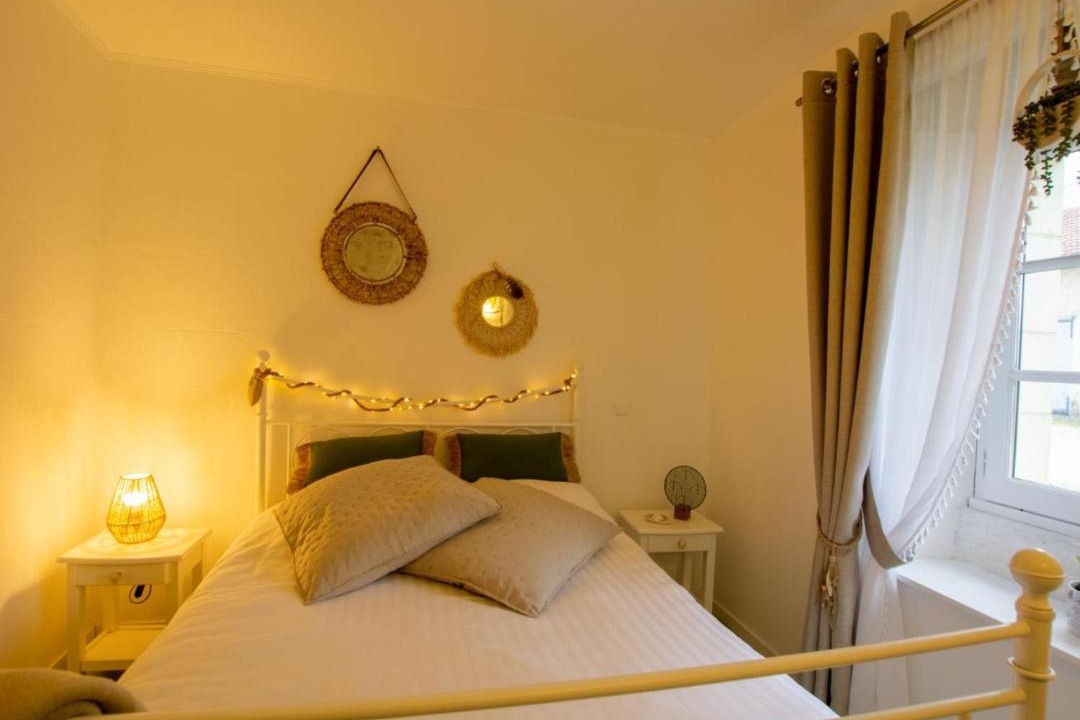 Photo of Bedroom in Bertric-Buree