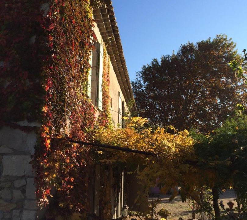 Photo of Buildings in Lamotte-du-Rhone