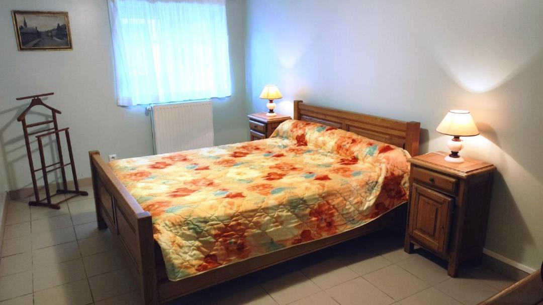 Photo of Bedroom in Douzy
