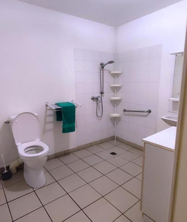Photo of Bathroom in Douzy