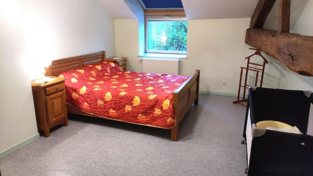 Photo of Bedroom in Douzy
