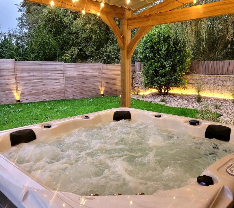 Photo of Others in Tetaigne