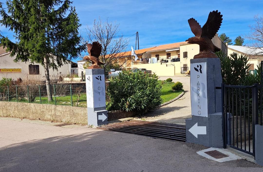 Photo of Others in Evisa