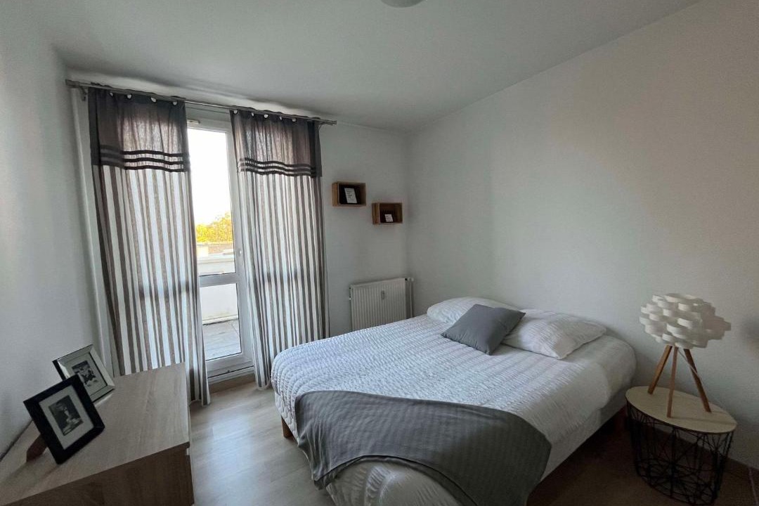 Photo of Bedroom in Royallieu Pompidou