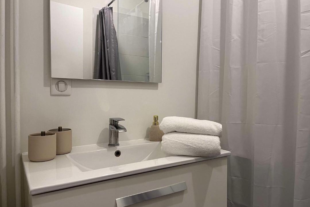 Photo of Bathroom in Royallieu Pompidou