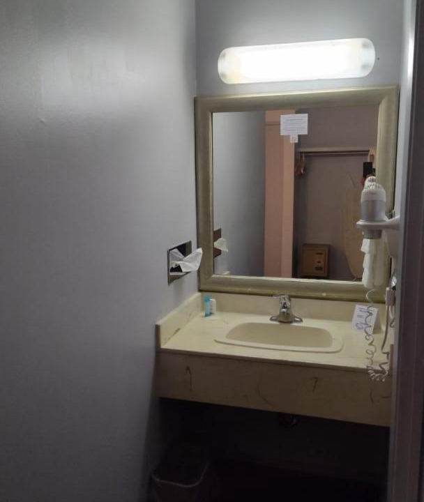 Photo of Bathroom in Banff Trail