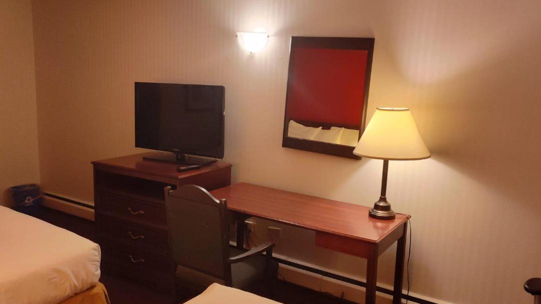 Photo of Bedroom in Banff Trail