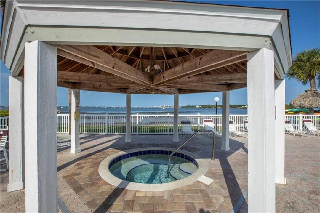 Photo of Patio Balcony in Bayview
