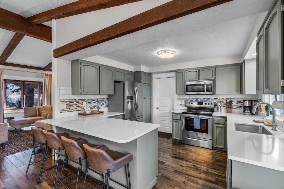 Photo of Kitchen in Mountain View District