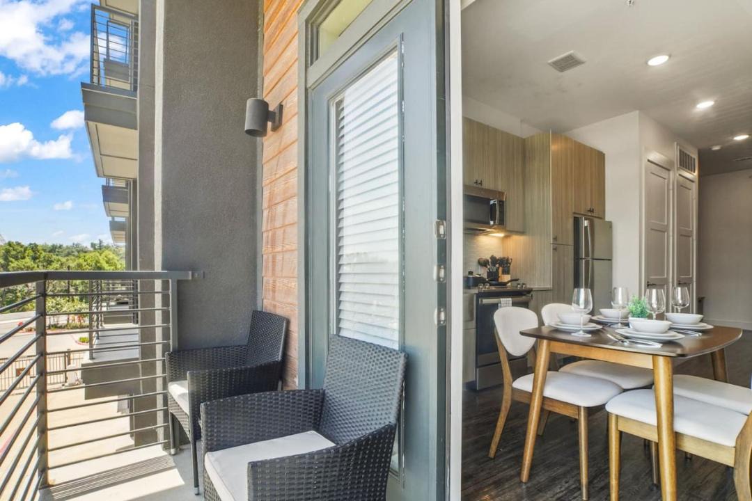 Photo of Patio Balcony in West Oak Hill